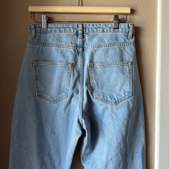 NWT BOOHOO Graffiti Print Ripped Knee Straight Leg Jeans - Picture 13 of 14